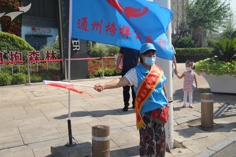 <strong>大鸡吧艹逼免费视频哦</strong>